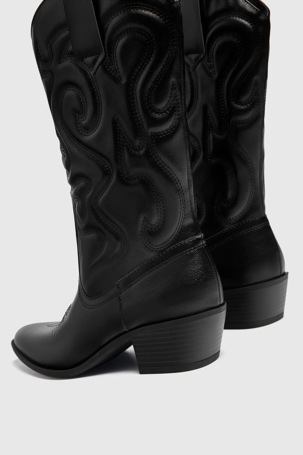 Botas cowboy pespuntes