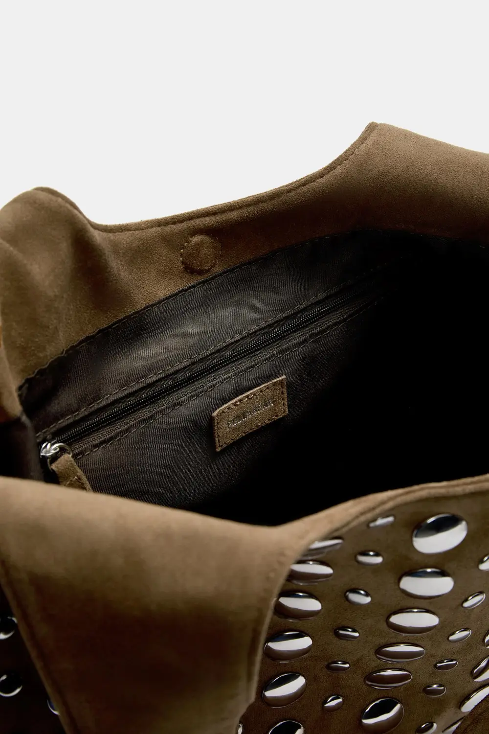 Bolso shopper tachas
