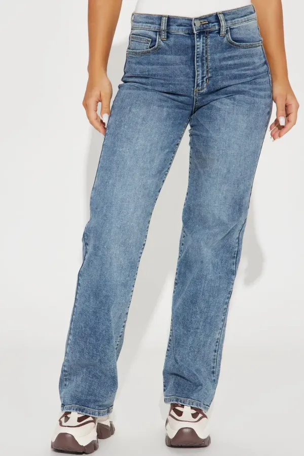 Reality Star Stretch Straight Leg Jeans - Vintage Wash
