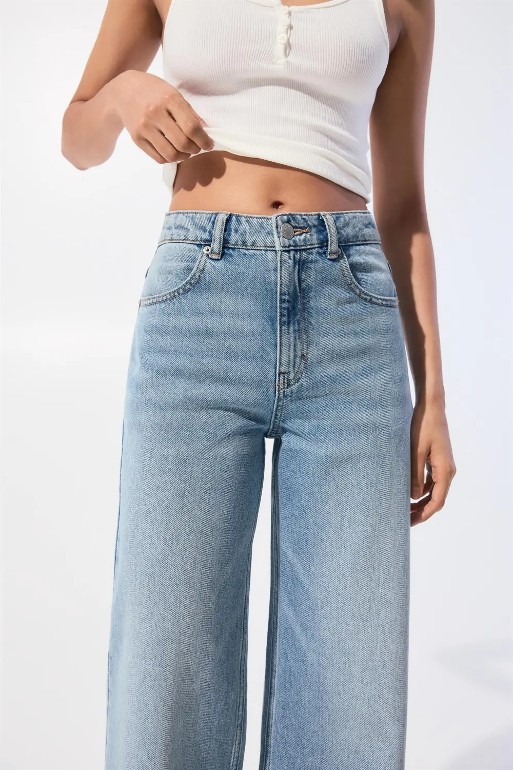 Jeans wide leg tiro alto