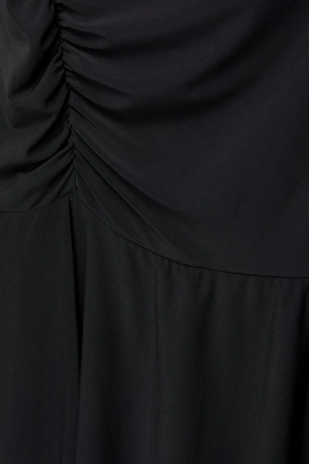 Vestido corto hombros descubiertos
