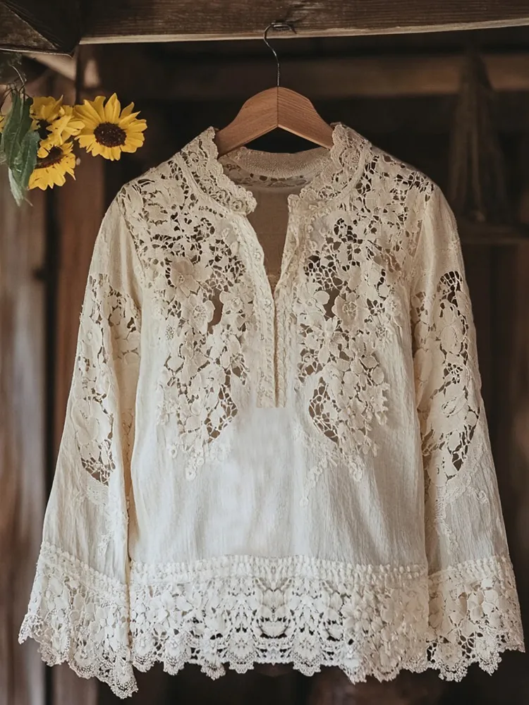 Women's Retro Floral Lace Embroidery Art V-neck Shirt