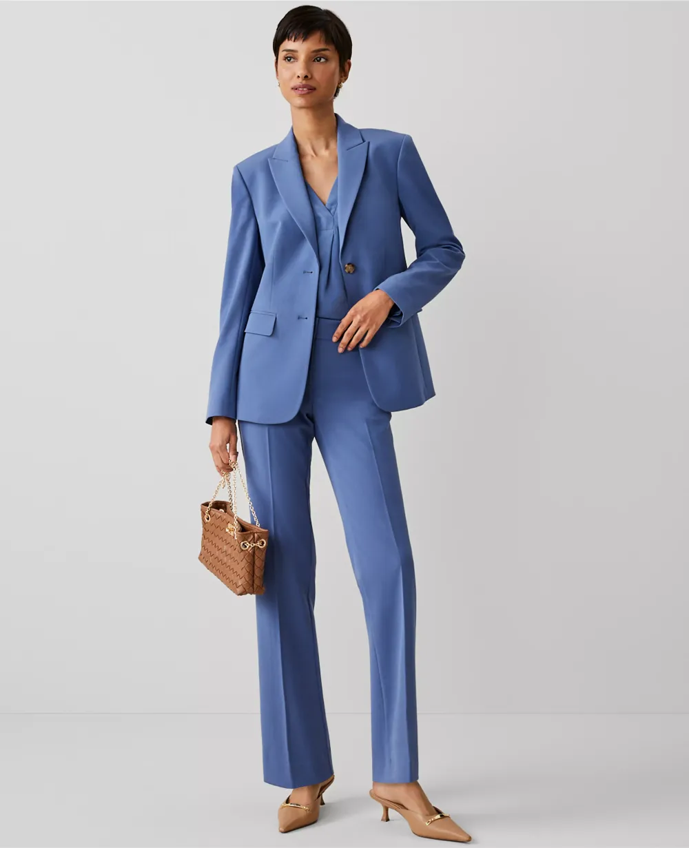 The Mid Rise Straight Pant in Seasonless Stretch