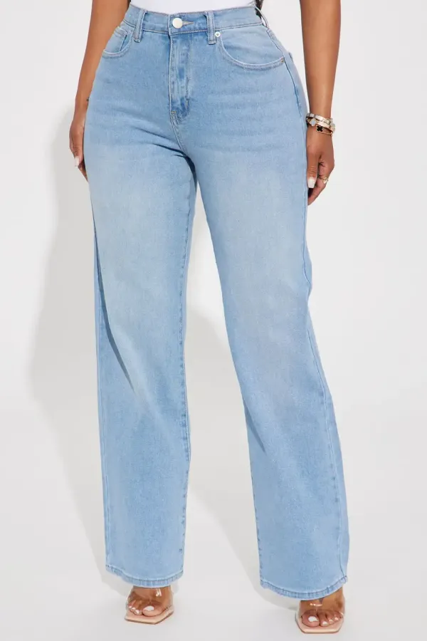 Classic 90s Low Stretch Straight Leg Jeans - Light Wash