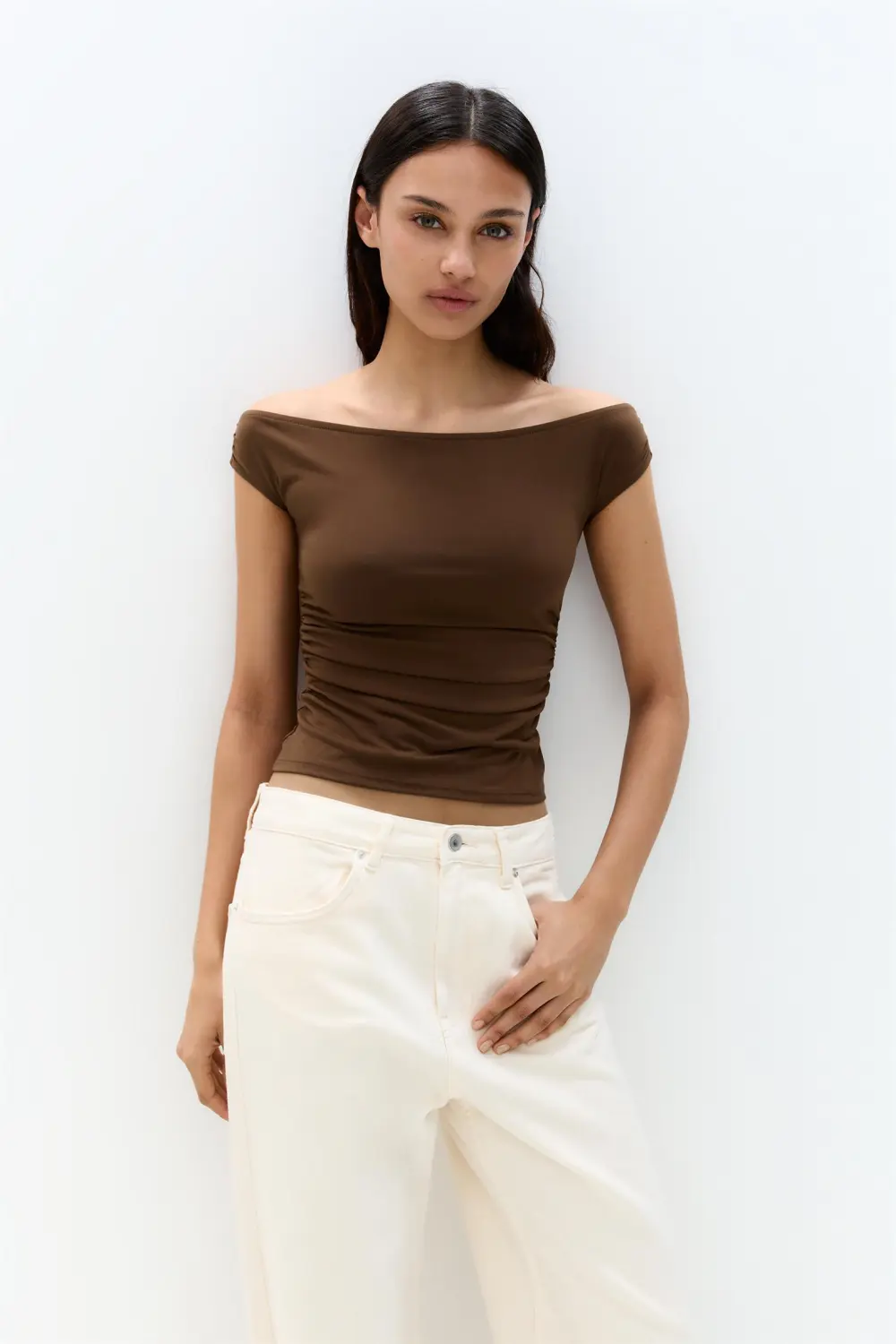 Off-the-shoulder top