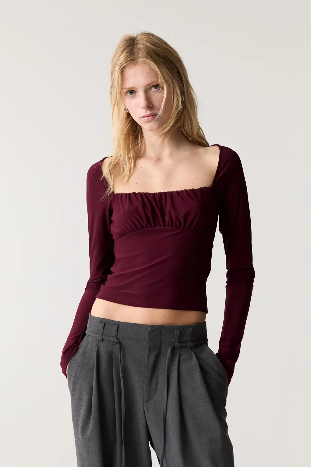Long sleeve balconette top