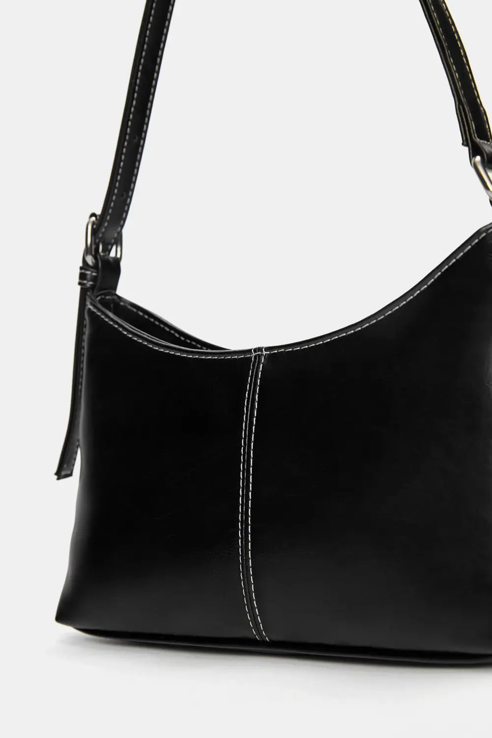 Bolso de hombro costuras