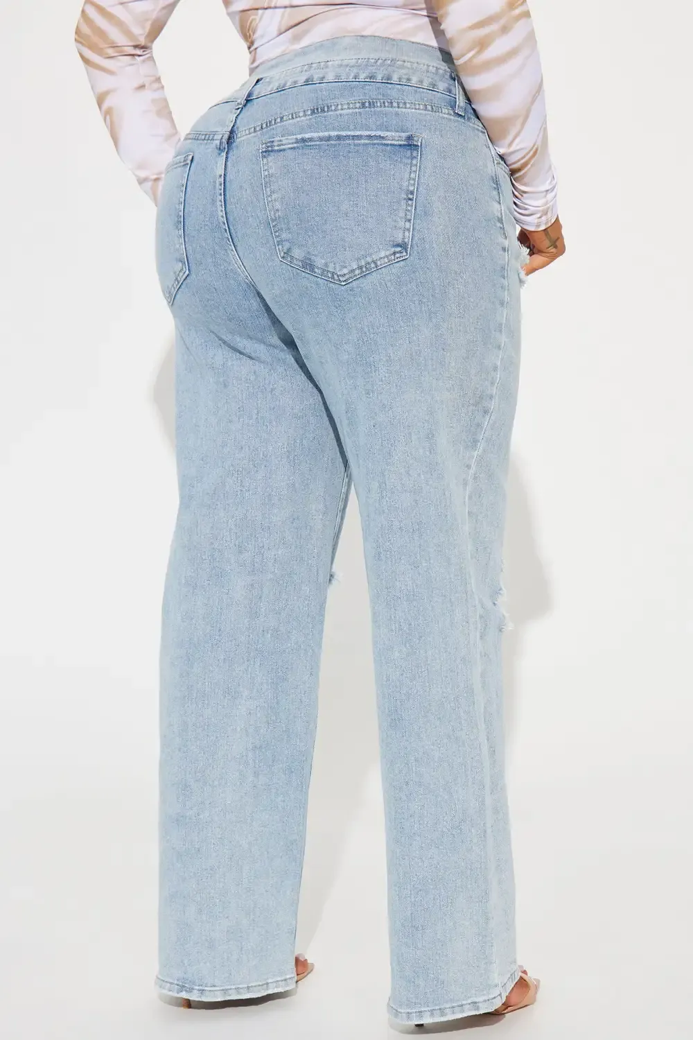 Danger Zone Baggy Ripped Straight Leg Jeans - Light Wash