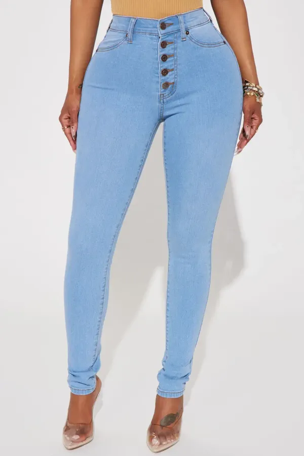Show It Off Stretch Skinny Jean - Light Wash