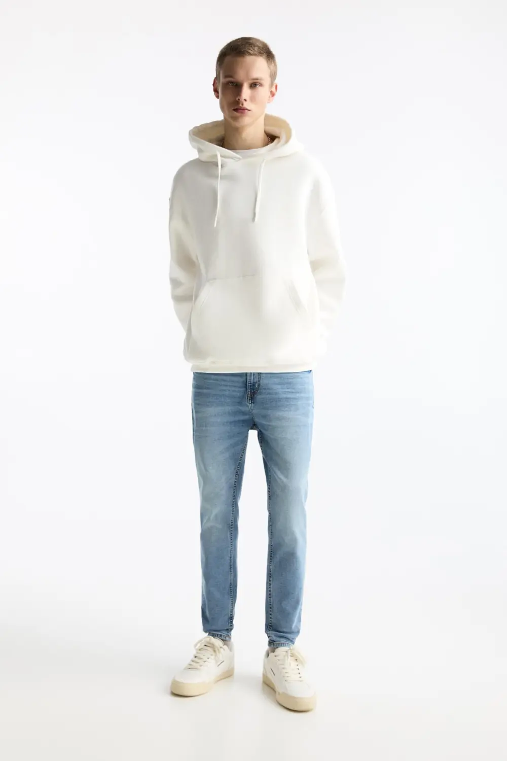 Washed carrot-fit jeans