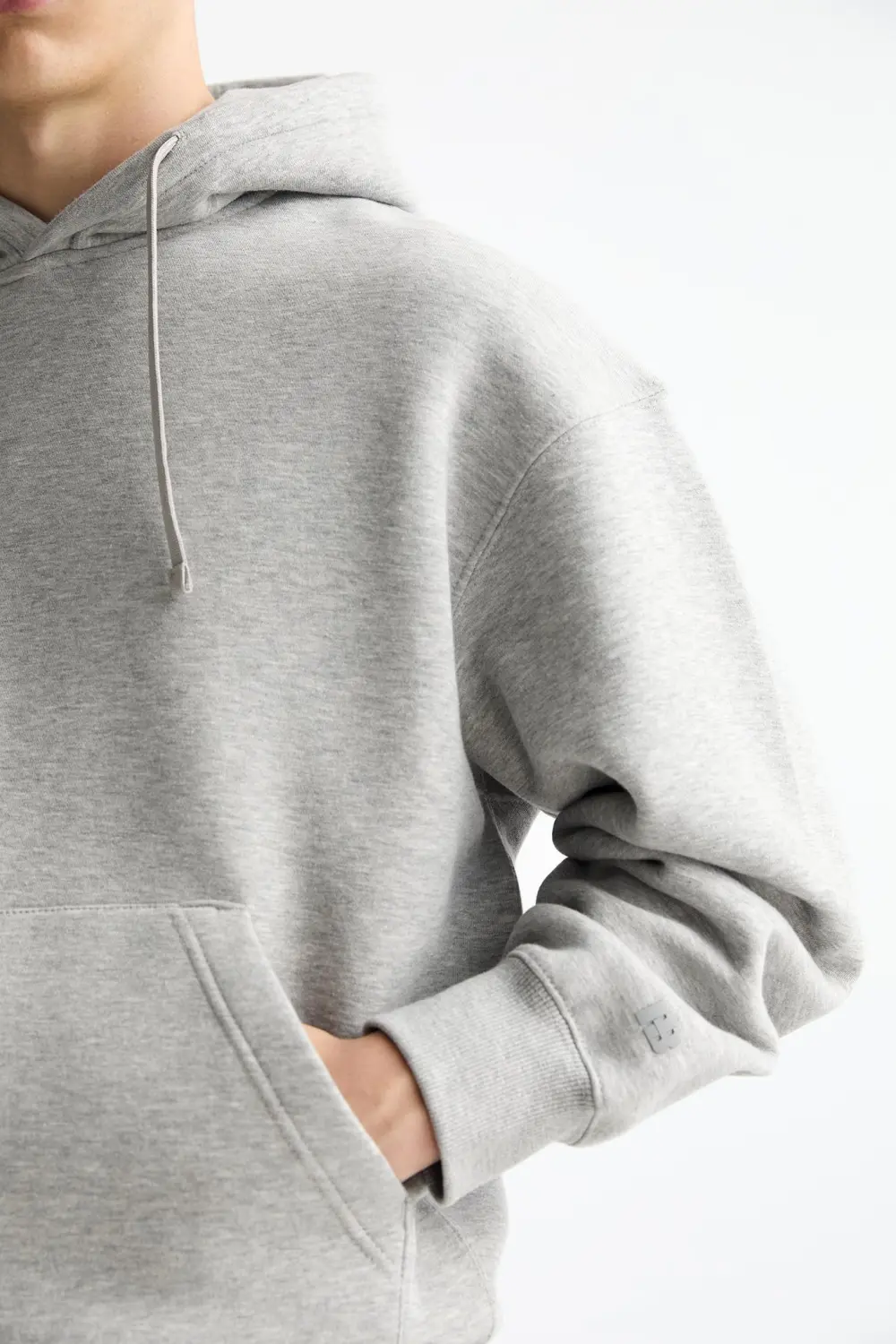 Sudadera básica capucha