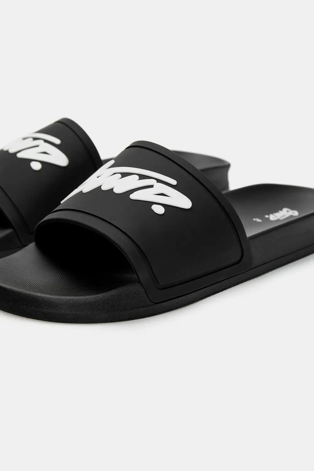 Rubberized STWD slider sandals