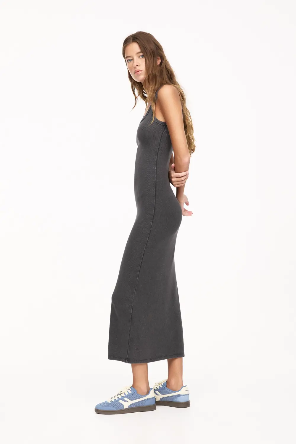 Vestido midi tirantes canalé