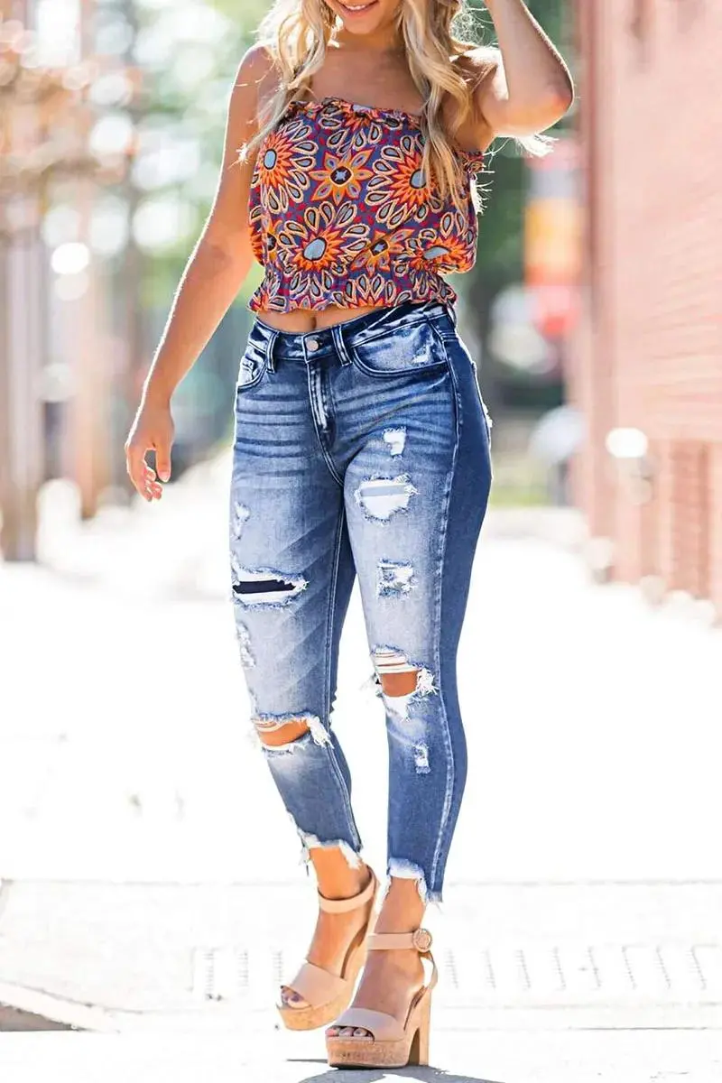 Cut Out Raw Hem High Rise Crop Jeans