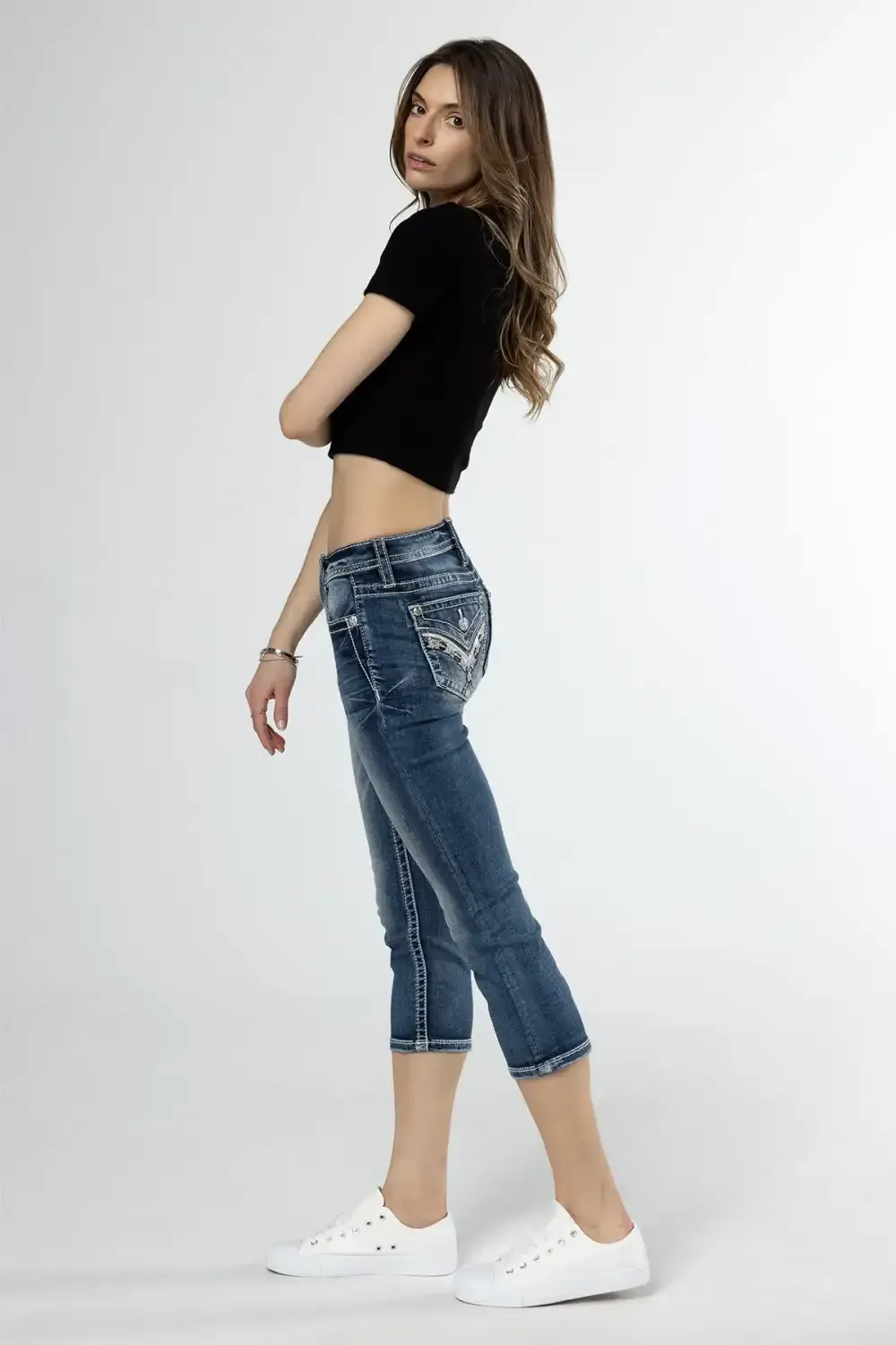 Geometric Sequin Stitch Capri