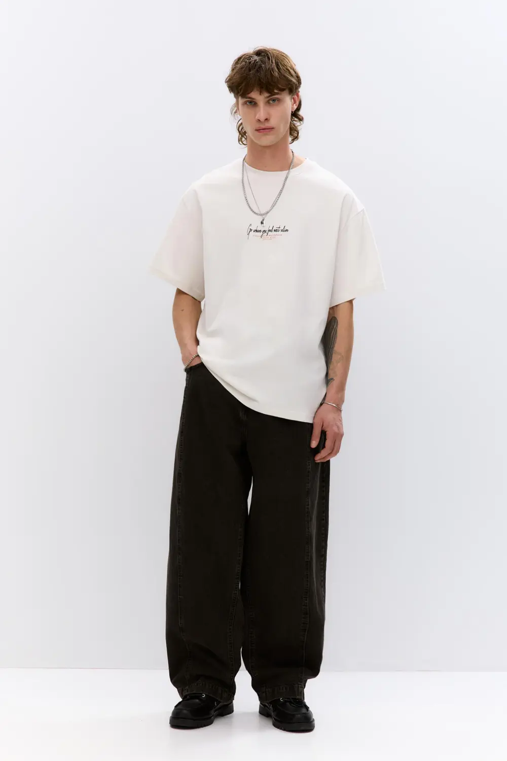 Short sleeve T-shirt with a landscape graphic