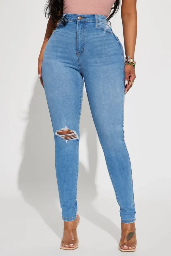 Stretch Curvy Ripped Skinny Jean - Light Wash