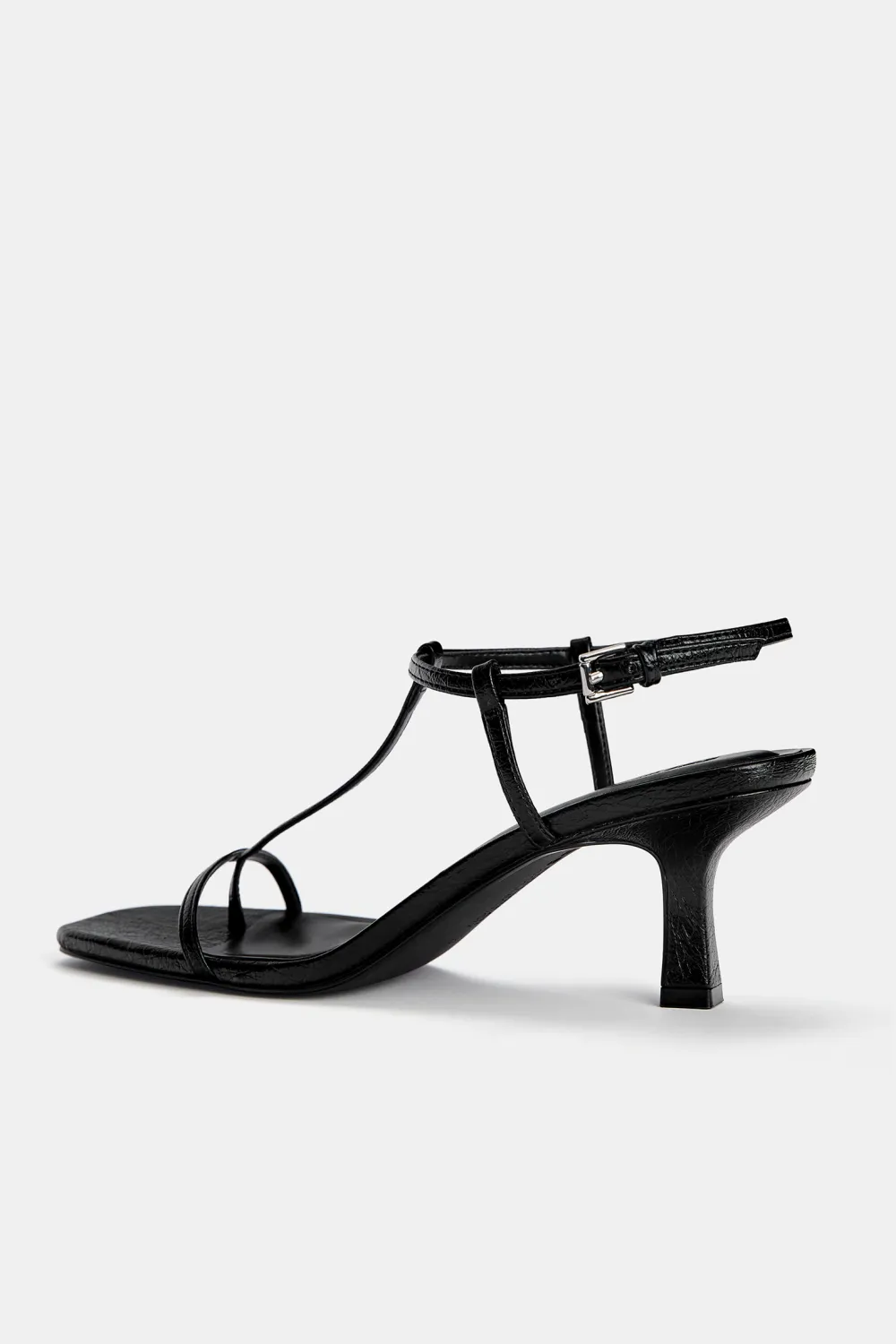 Sandalias tacón tira