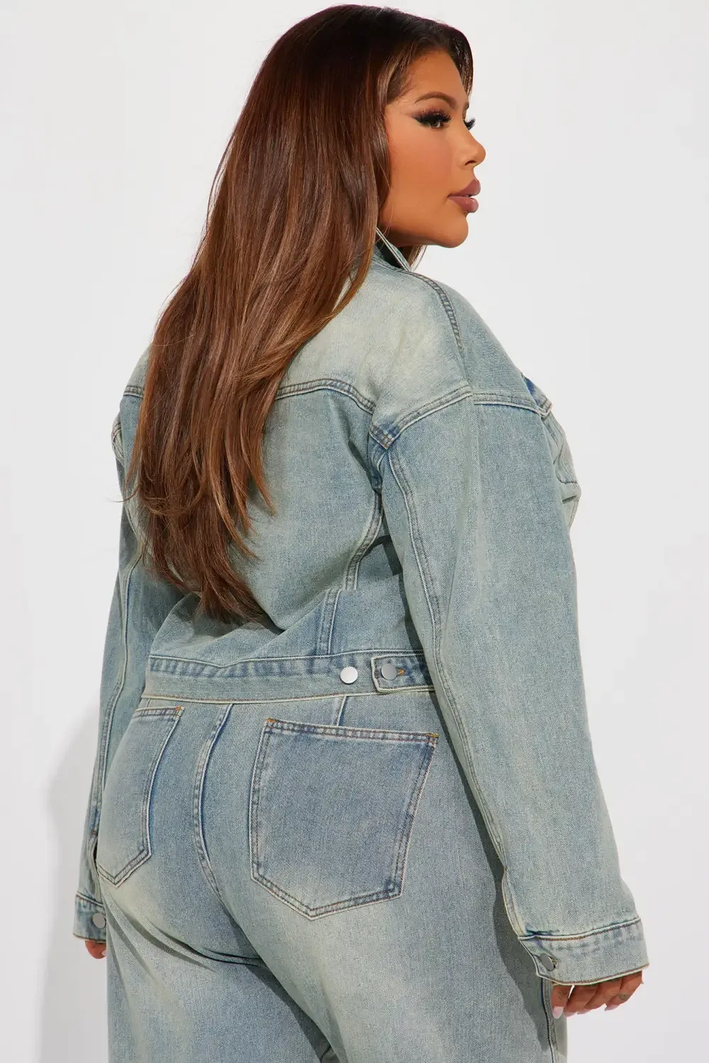 Sierra Tinted Denim Trucker Jacket - Light Wash