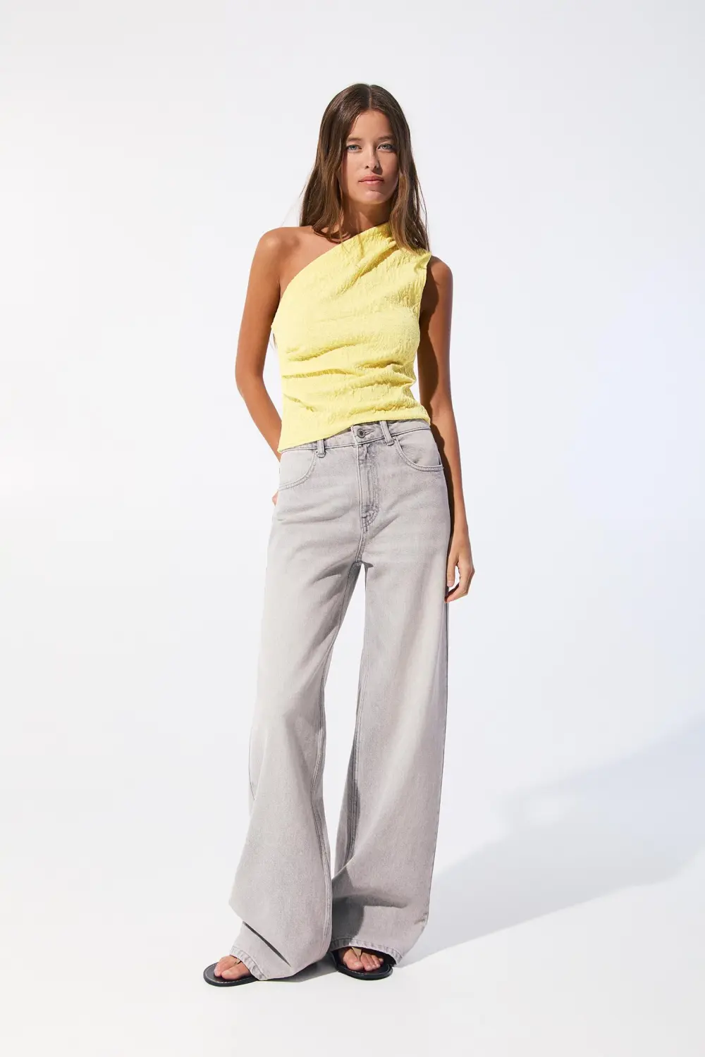 Textured asymmetric top