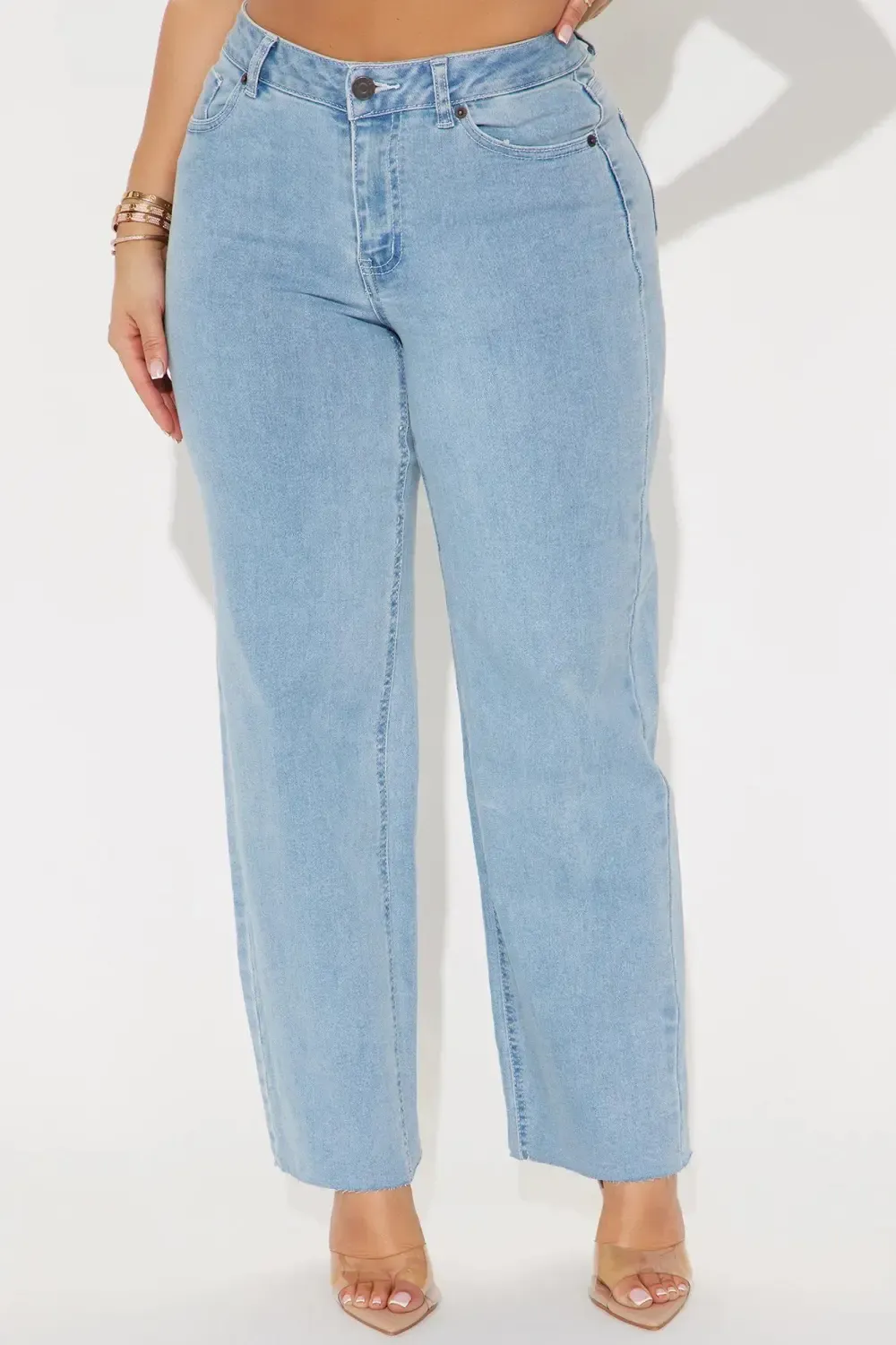 Monica Mid Rise Mom Jeans - Light Wash