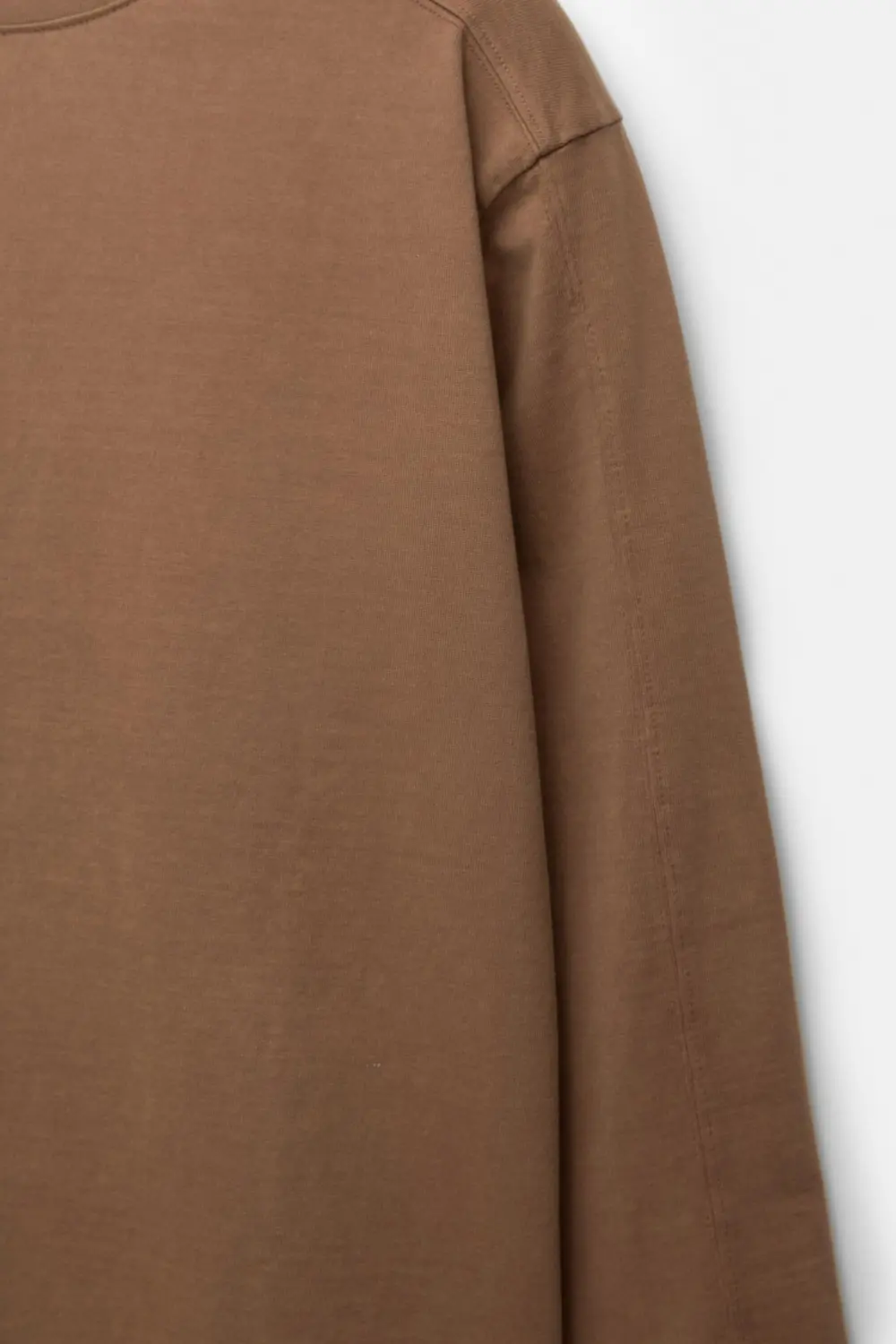 Faded T-shirt with frayed hem
