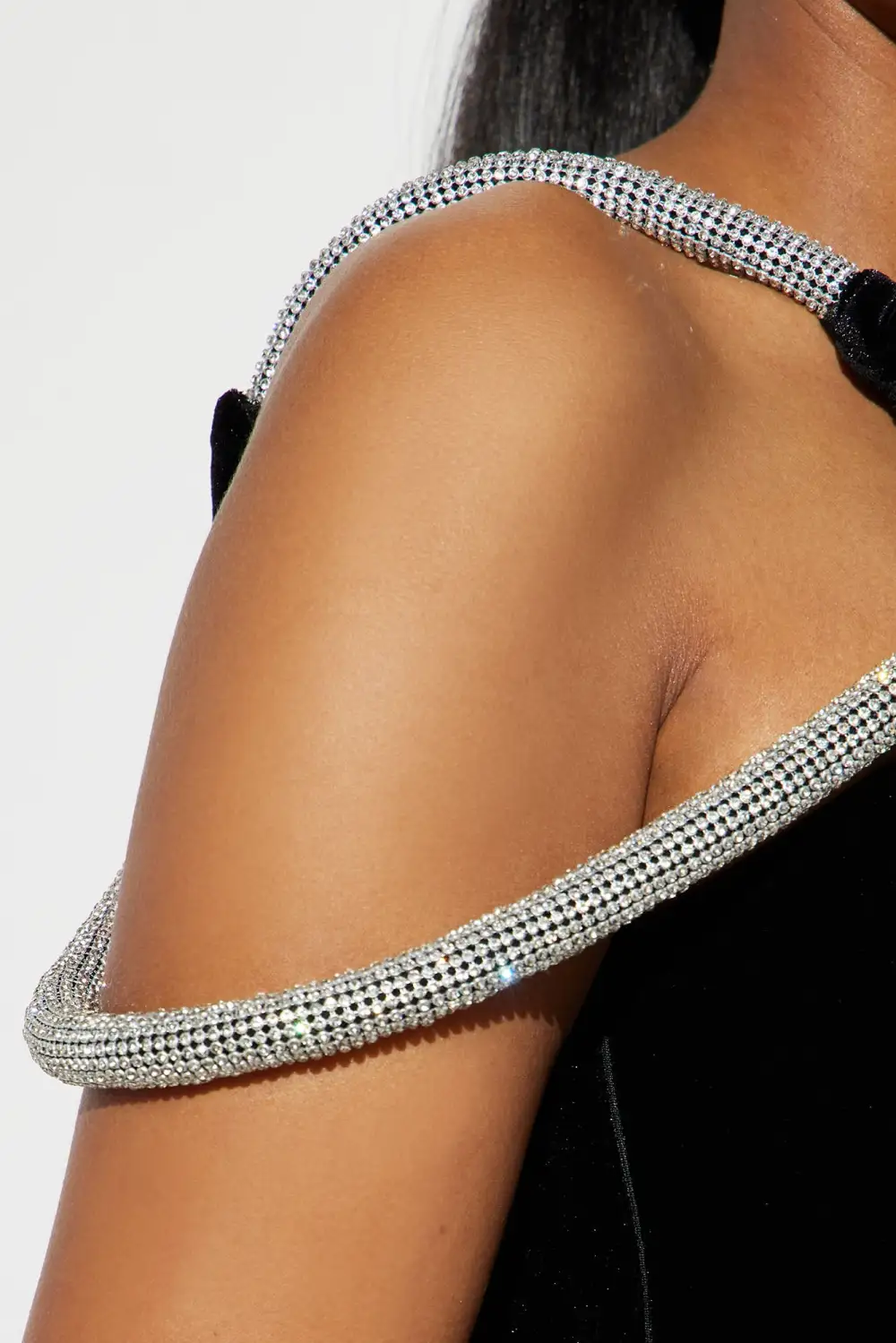 Jewel Velvet Gown - Black