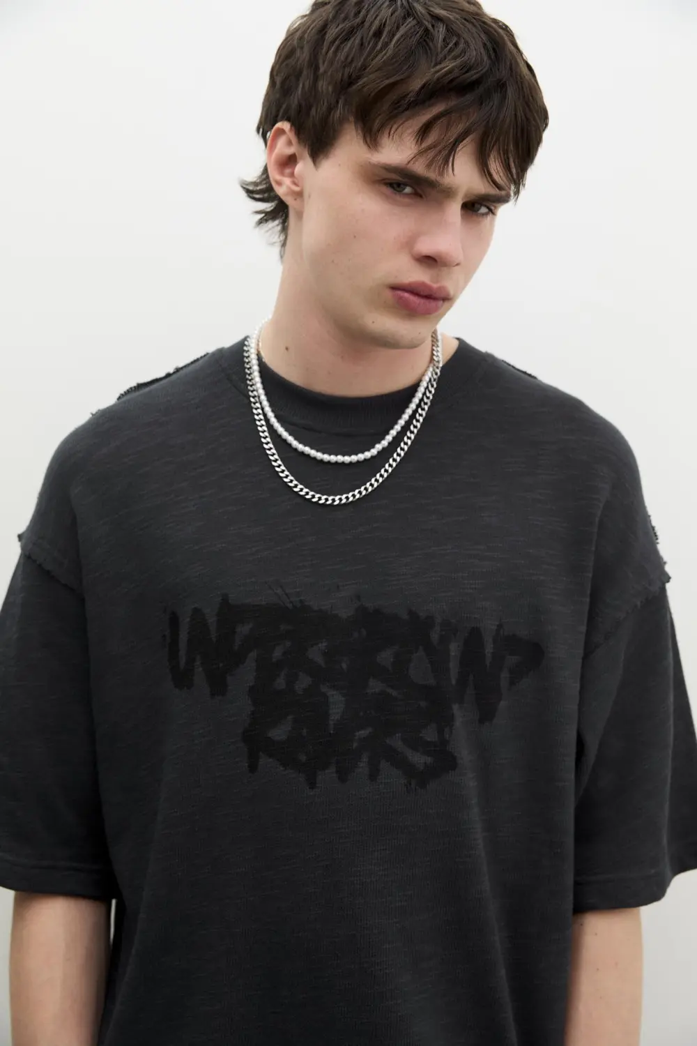 Short sleeve graffiti T-shirt