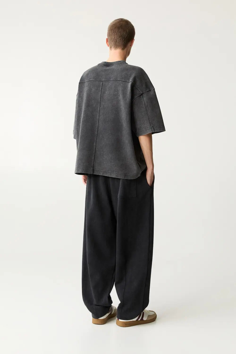 Boxy short sleeve sweatshirt