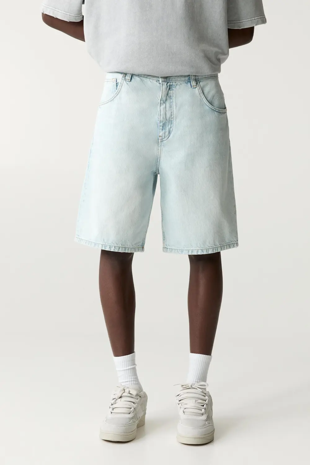 Baggy denim Bermuda shorts