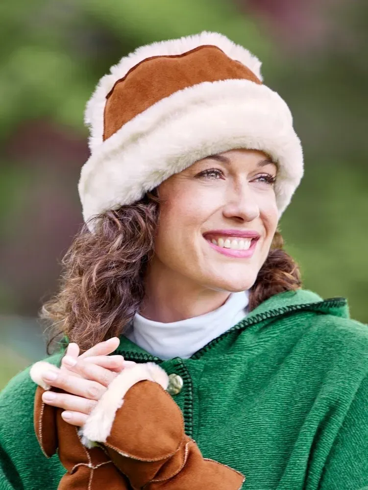 Women's Faux-Shearling Cuff Hat