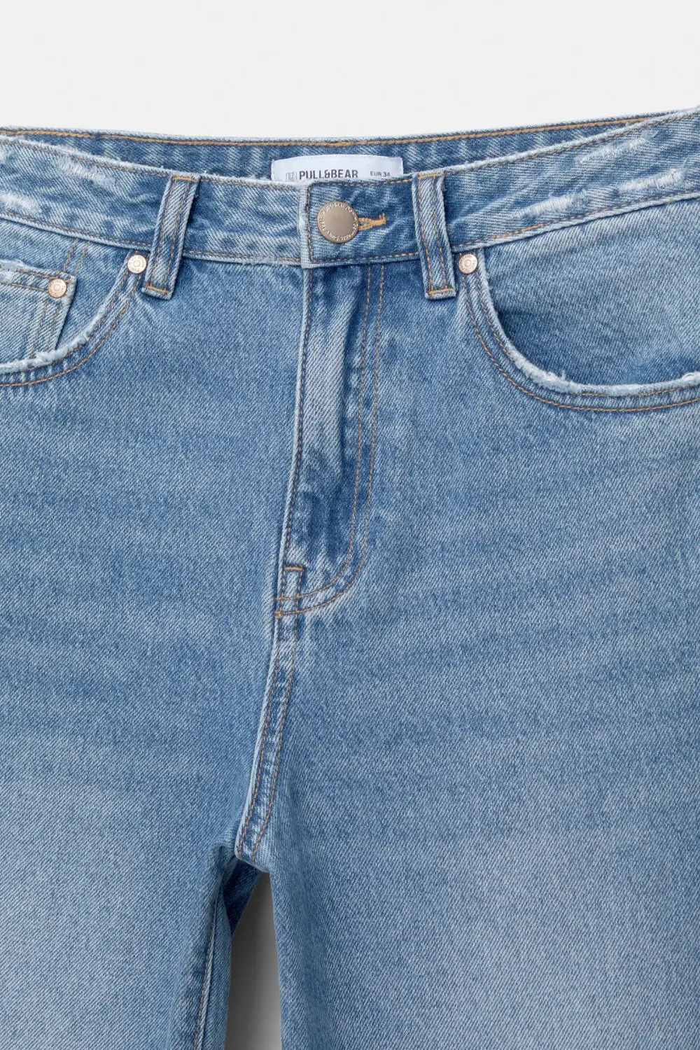 Jeans baggy rectos vuelta bajo