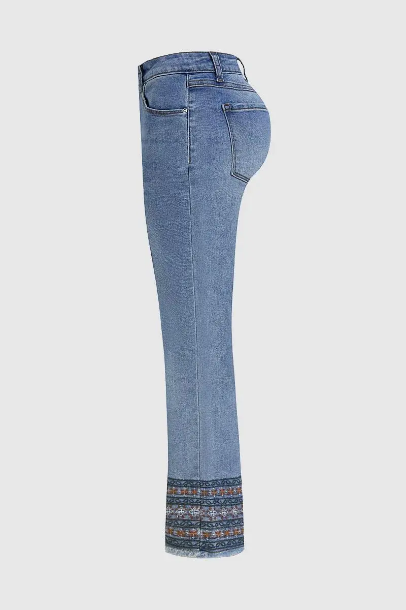 Wash Embroidery Raw Hem Mid Rise Crop Jeans