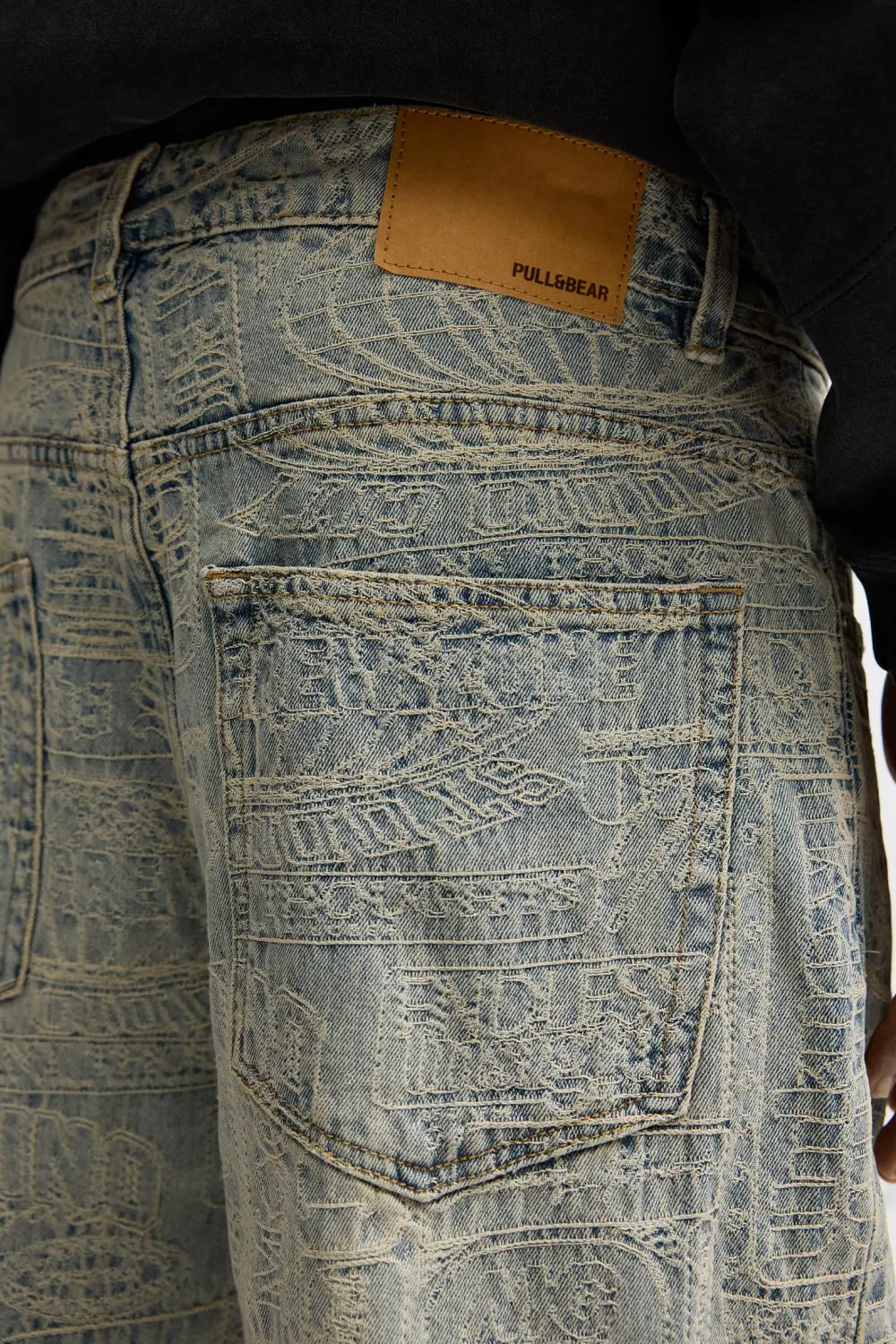 Baggy jacquard jeans