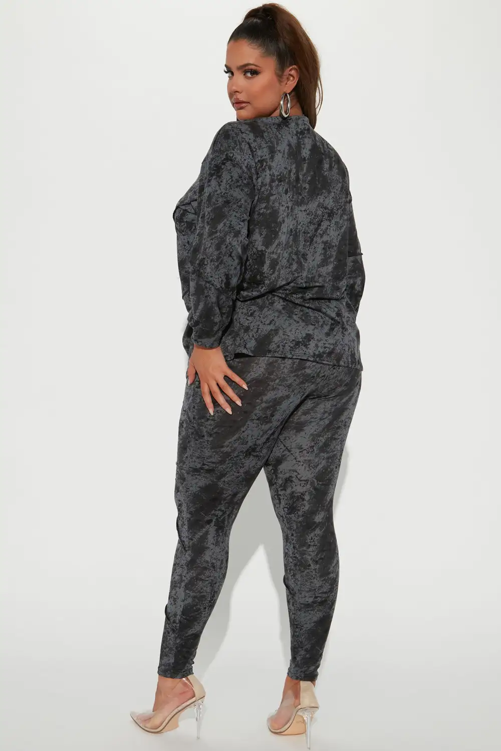 Here With Chelsea Legging Set - Black
