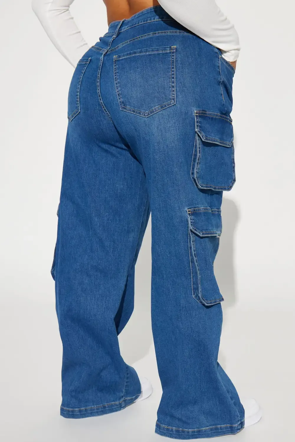 Deep Dive Low Stretch Cargo Jeans - Medium Wash