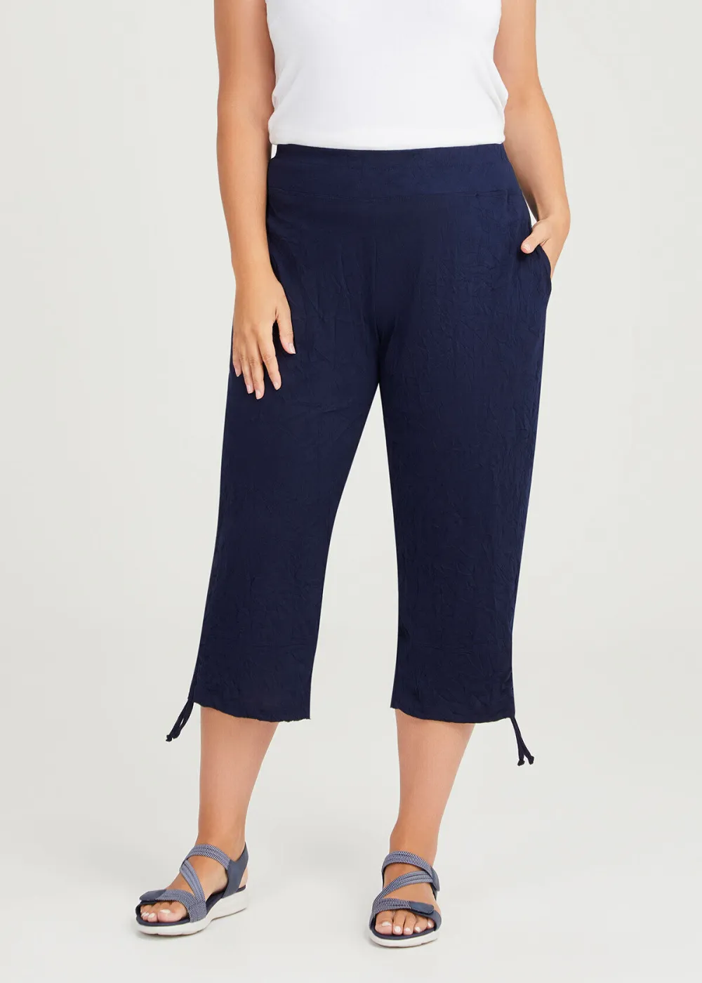 Summer Essential Crop Pant