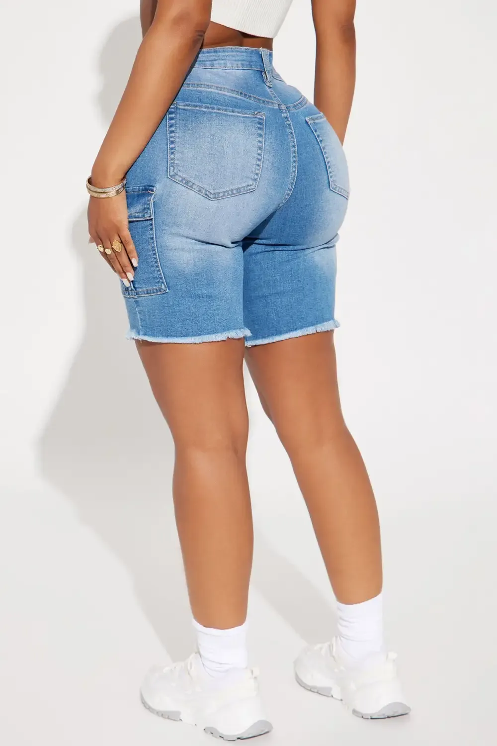 What Goes Around Stretch Cargo Denim Shorts - Medium Wash