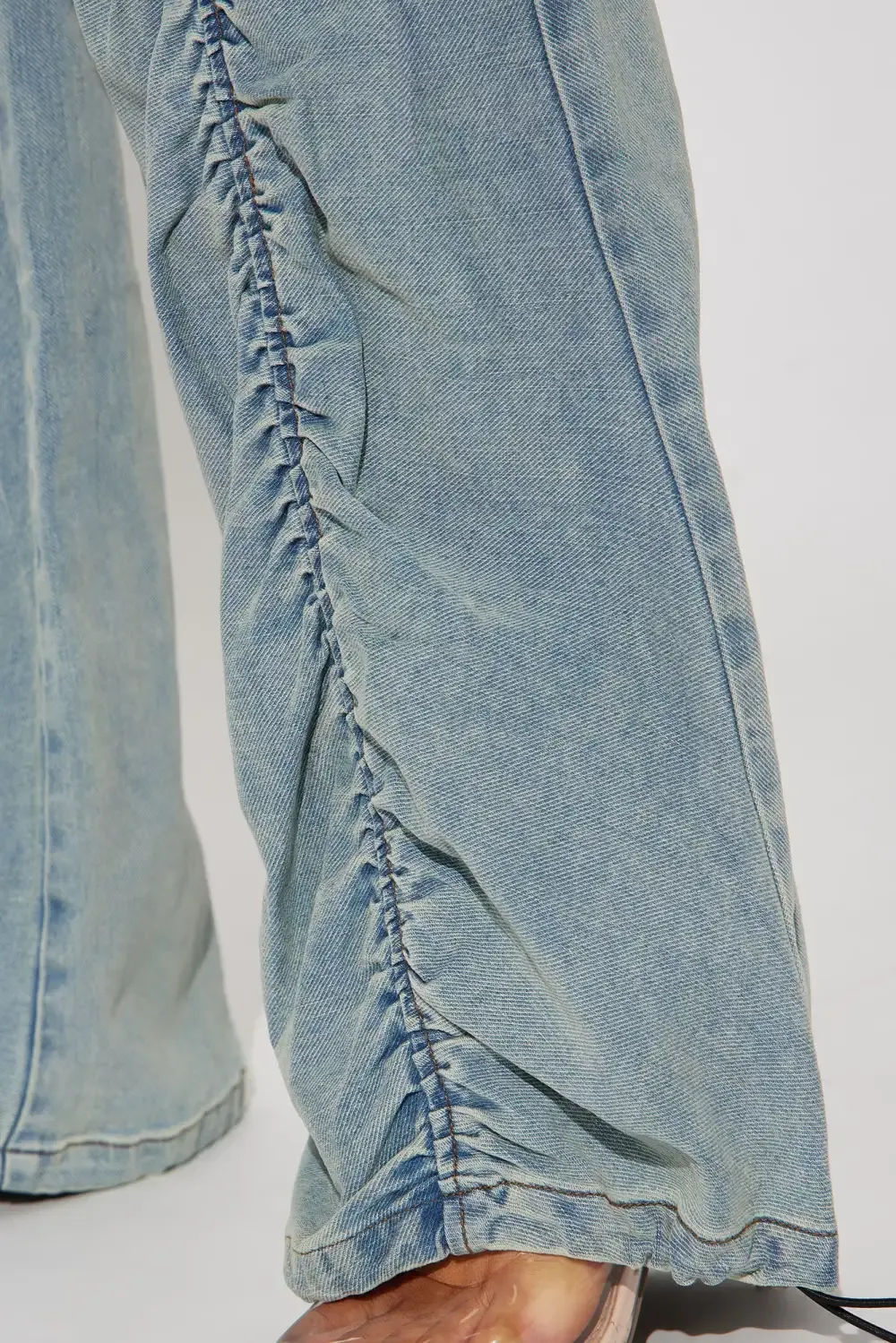 No Distractions Ruched Tinted Jeans - Light Wash