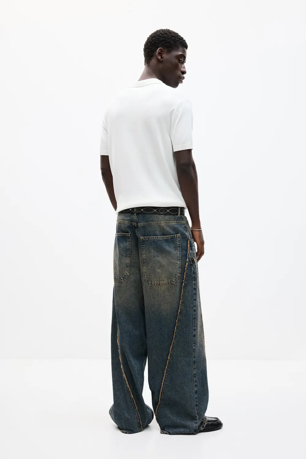 Short sleeve knit polo shirt