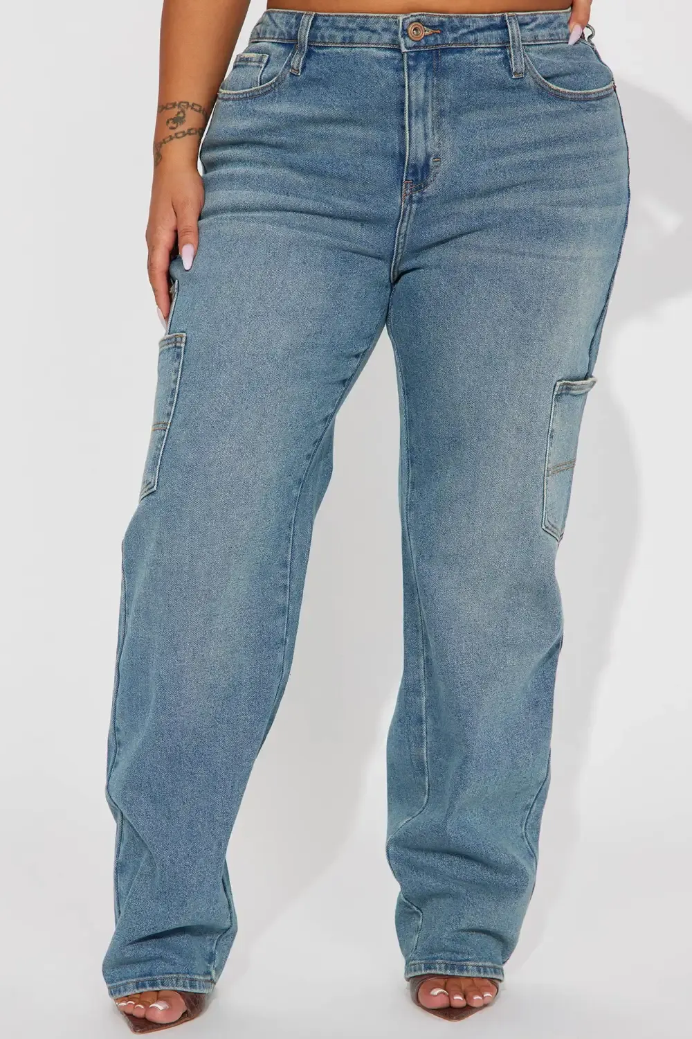 Swear By It Straight Leg Utility Jeans - Medium Wash