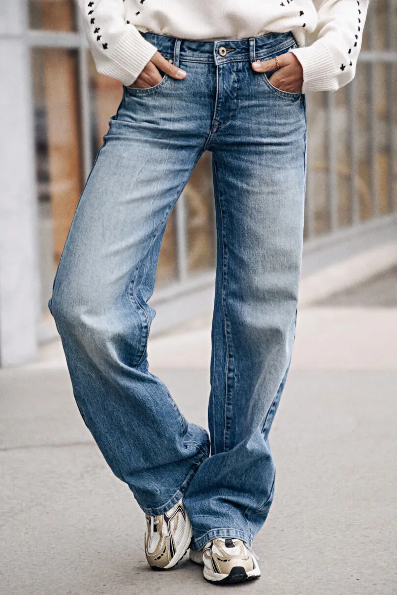 Wash Stretchy Mid Waist Straight Leg Jeans
