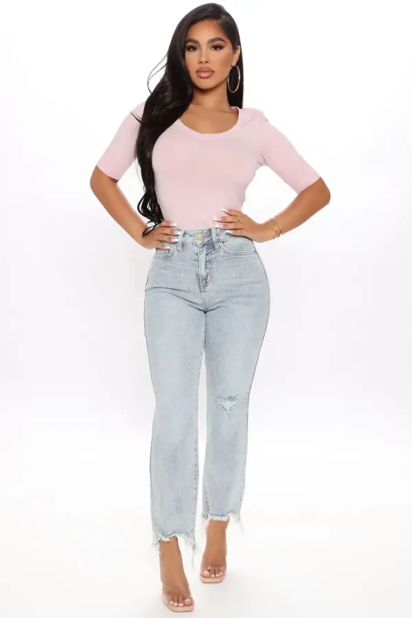 Time Out Crossover Distressed Vintage Ankle Jeans - Light Blue Wash