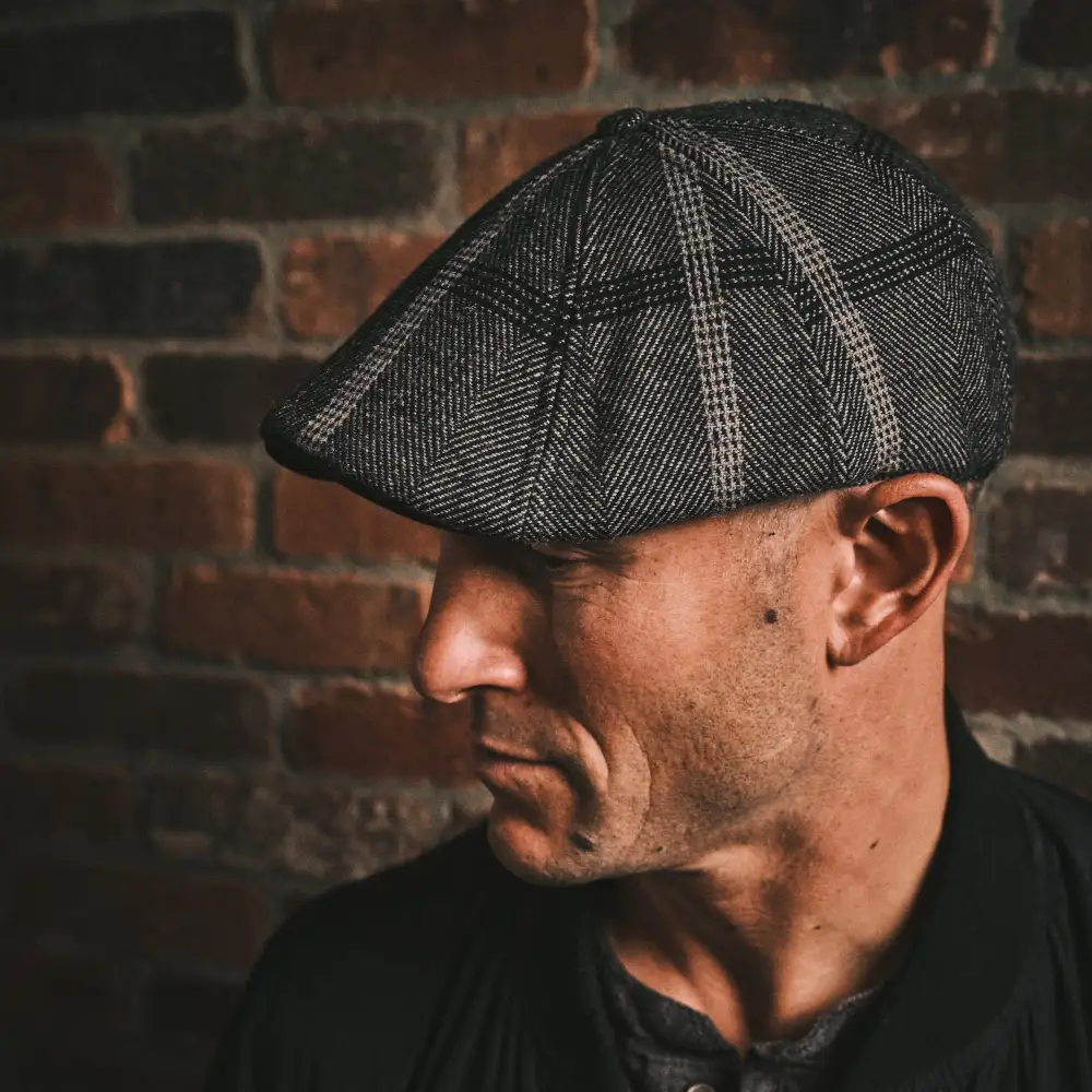 The Black Rose Peaky Boston Scally Cap - Black & Grey Plaid