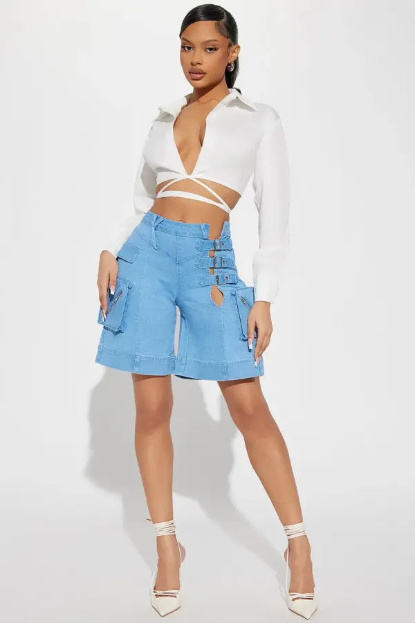 Game Player Stretch Cargo Denim  Shorts - Light Wash