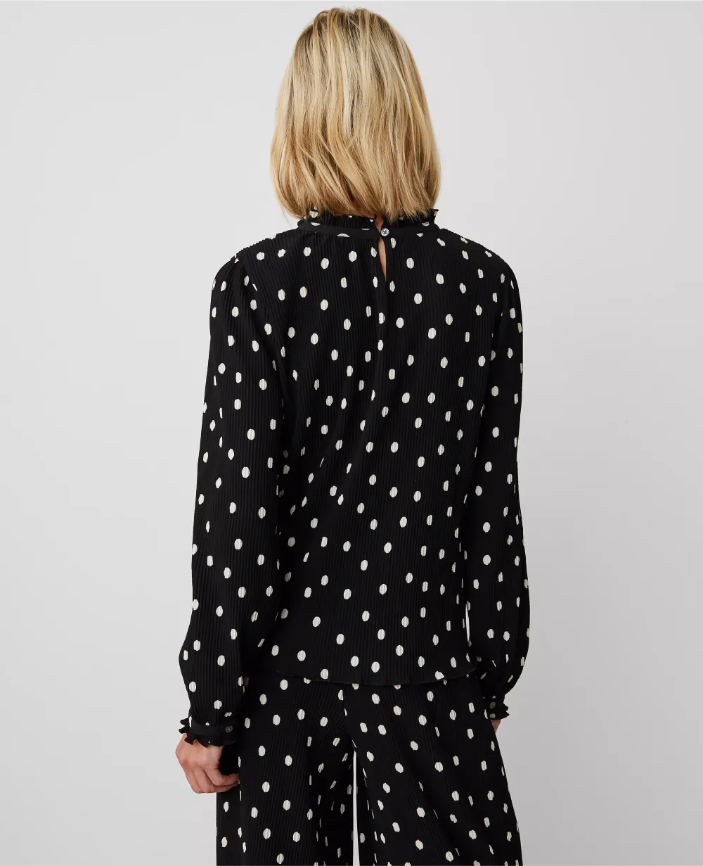 Dotted Ruffle Popover