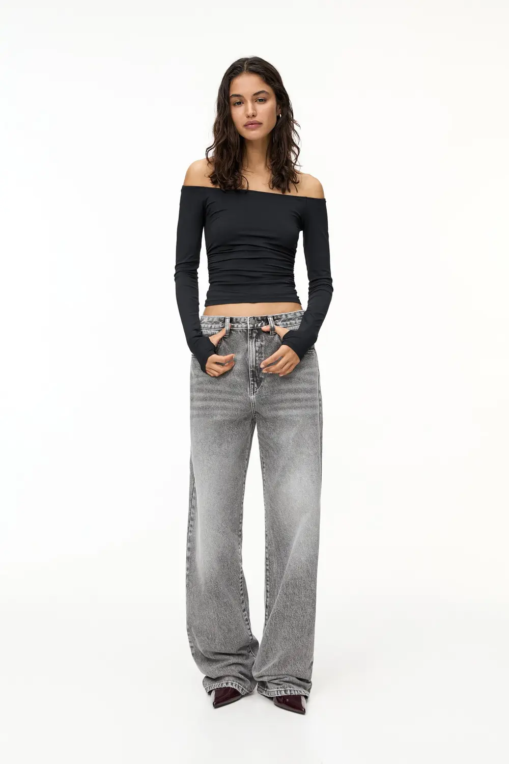 Off-the-shoulder top