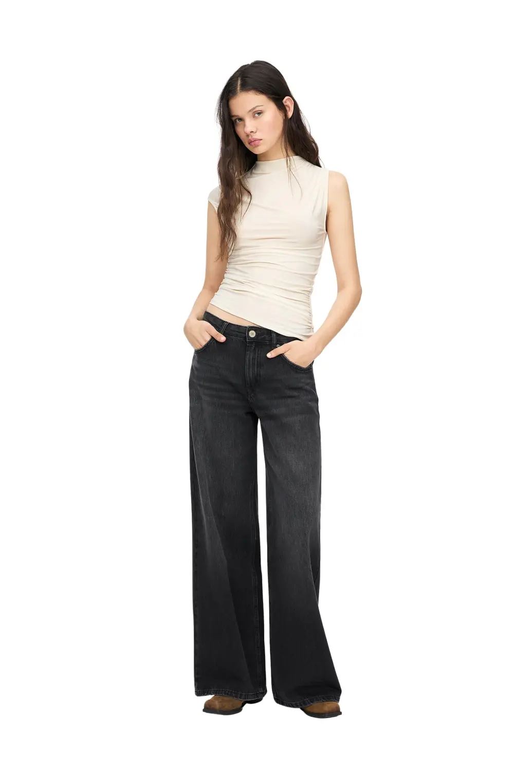 Asymmetric gathered T-shirt