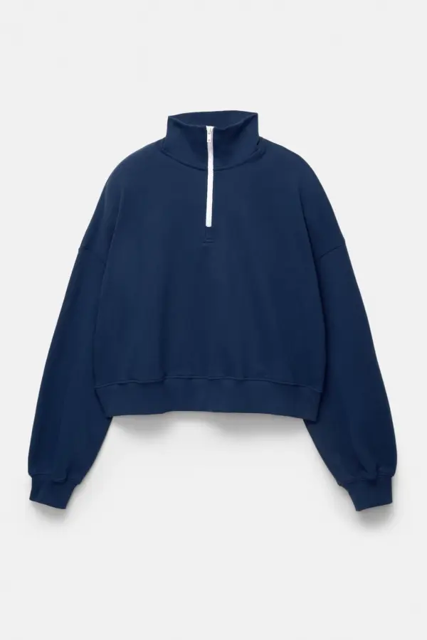 Sudadera cropped cuello cremallera