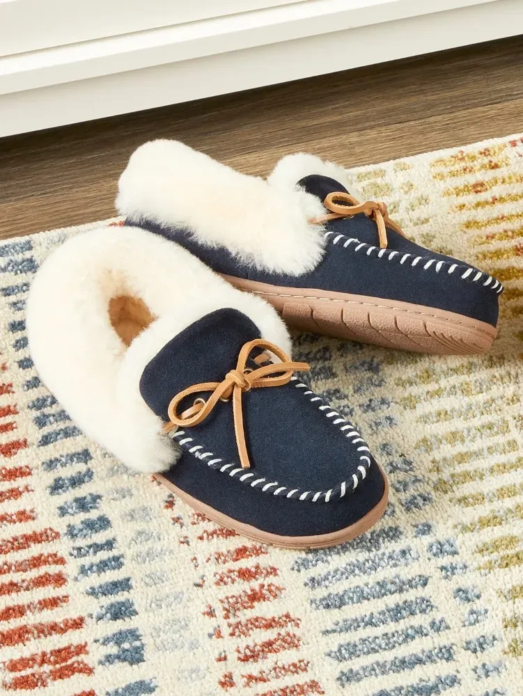 Women's Sheepskin Moccasins